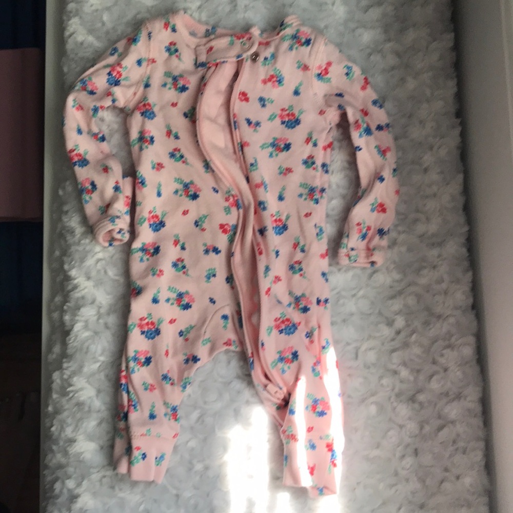 Newborn sleeper and long sleeve onesies set